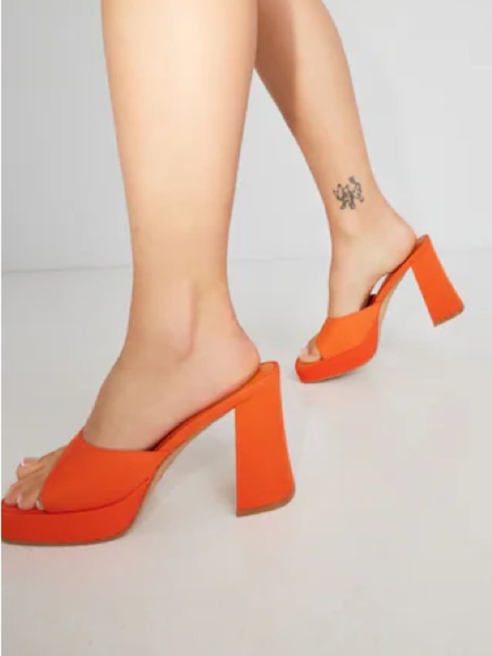 Jeffery Campbell Orange Ninety Platform Retro Sandals 7.5 FLAWS